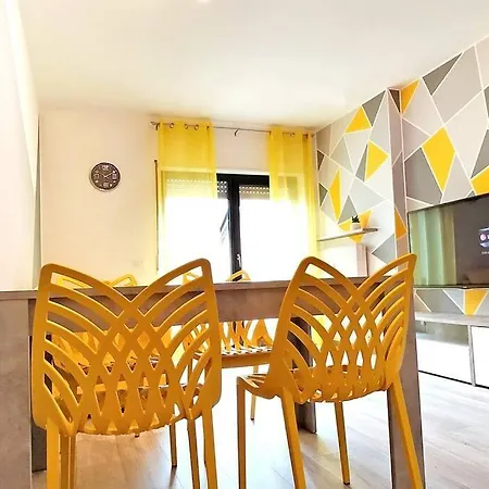 Apartment Trilocale Alice Nel Paese Delle Meraviglie